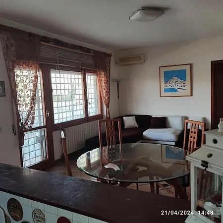 Casa Rita Tatil Evi Anzio